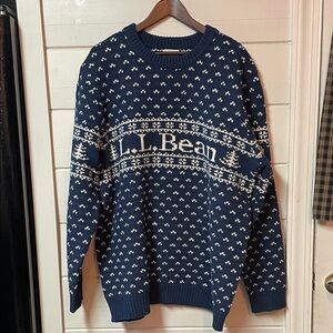 L.L. Bean Men’s Classic Lambs Wool Sweater Size XXL Tall.